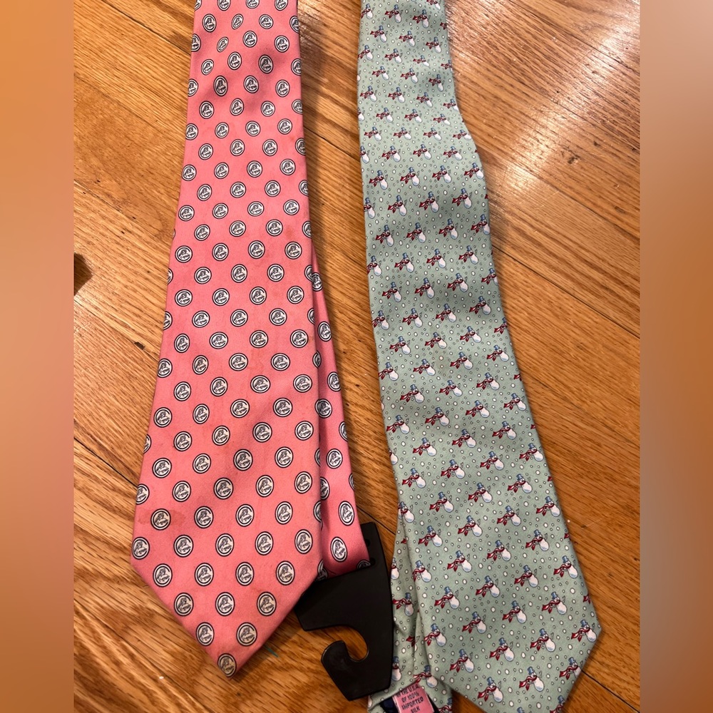 2 vineyard and vine ties